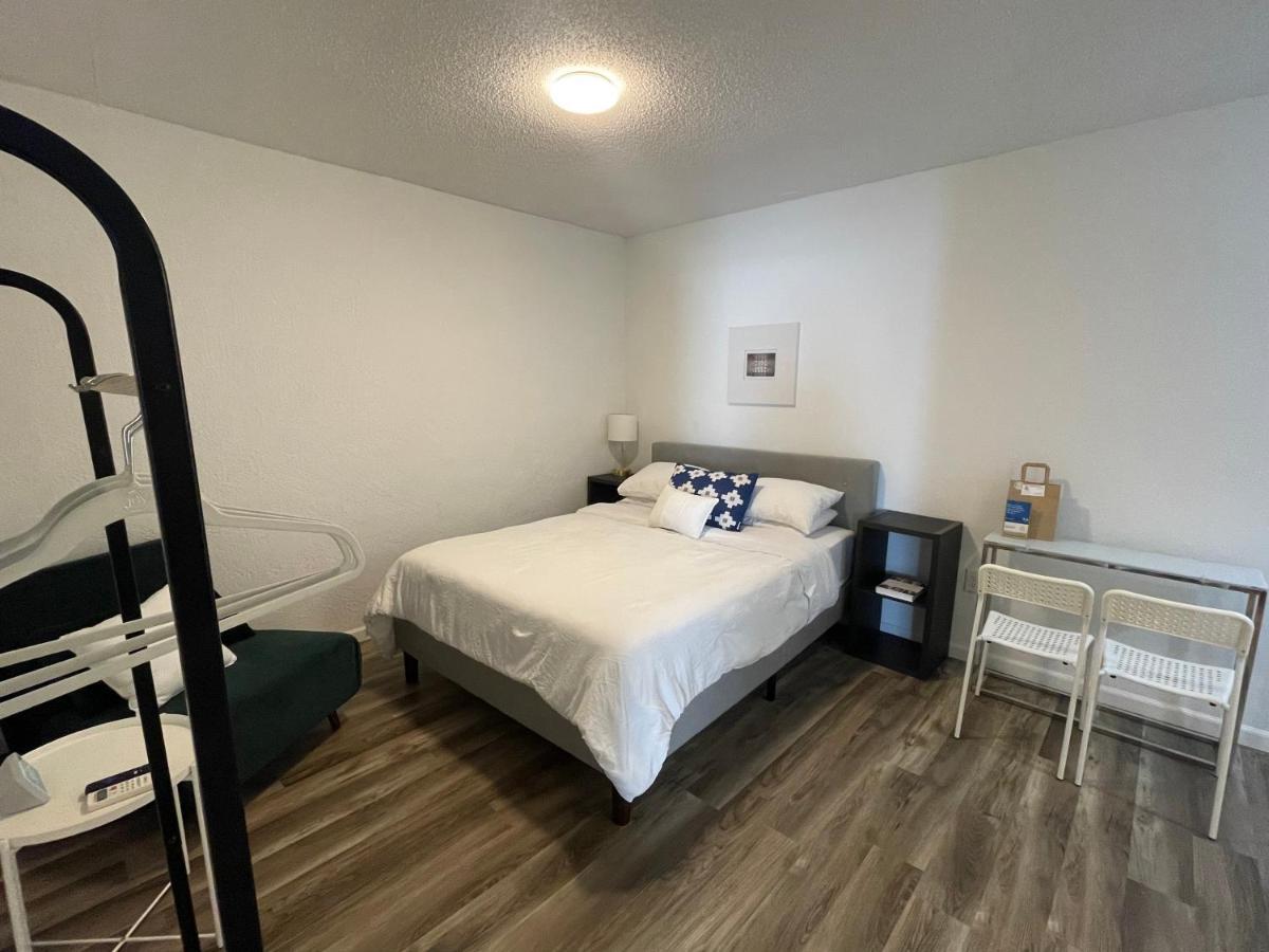 Weeki Wachee Guest Suite Spring Hill Exterior photo